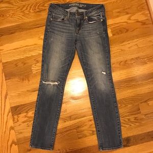 Size 2 Skinny Stretch Medium Wash AEO Jeans
